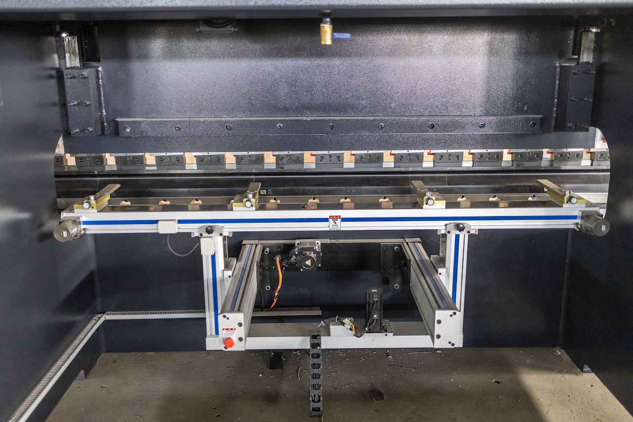 100t Hydraulic Cnc Brake Press Crowning Cnc Press Brake Delem 100t хидравлична CNC спирачна преса Crowning Cnc Press Brake Delem