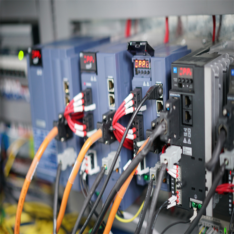 3015 1500x3000 Машина за лазерно рязане с алуминиеви влакна Промишлено лазерно оборудване