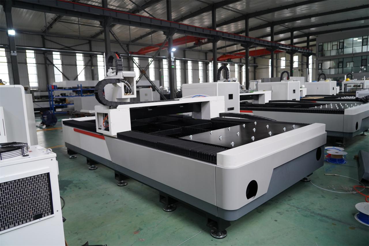 3015 4kw 1kw 2kw 3kw Stainless Steel Cnc Fiber Laser Cutting Machine 3015 4kw 1kw 2kw 3kw машина за лазерно рязане от неръждаема стомана с влакна