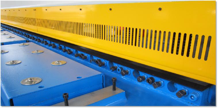 4mm Oem Qc11y-8x3200 Nc Hydraulic Guillotine Guillotine Shearing Machine 4mm Oem Qc11y-8x3200 Nc Хидравлична гилотина Машина за рязане на гилотина