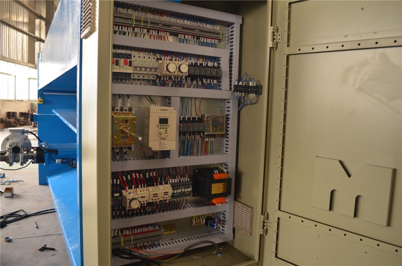 6*3200mm Guillotine Shears Metal Shear Hydraulic Iron Sheet Cutting Shearing Machine 6*3200 мм гилотинни ножици за метални ножици Хидравлична машина за рязане на листове желязо