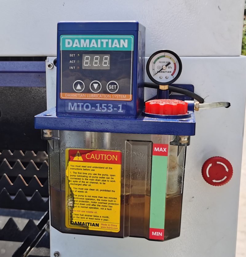 8mm 10mm Carbon Steel Laser Cutter 1530 4020 Cnc Fiber Laser Cutting Machine 8 мм 10 мм лазерна машина за рязане на въглеродна стомана 1530 4020 Cnc машина за лазерно рязане с влакна