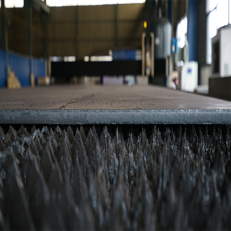 Китай висококачествена евтина машина за лазерно рязане с 3kw влакна цена