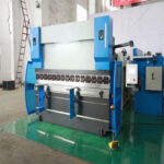 Хидравлична преса Wc67y-125Tons/3200mm