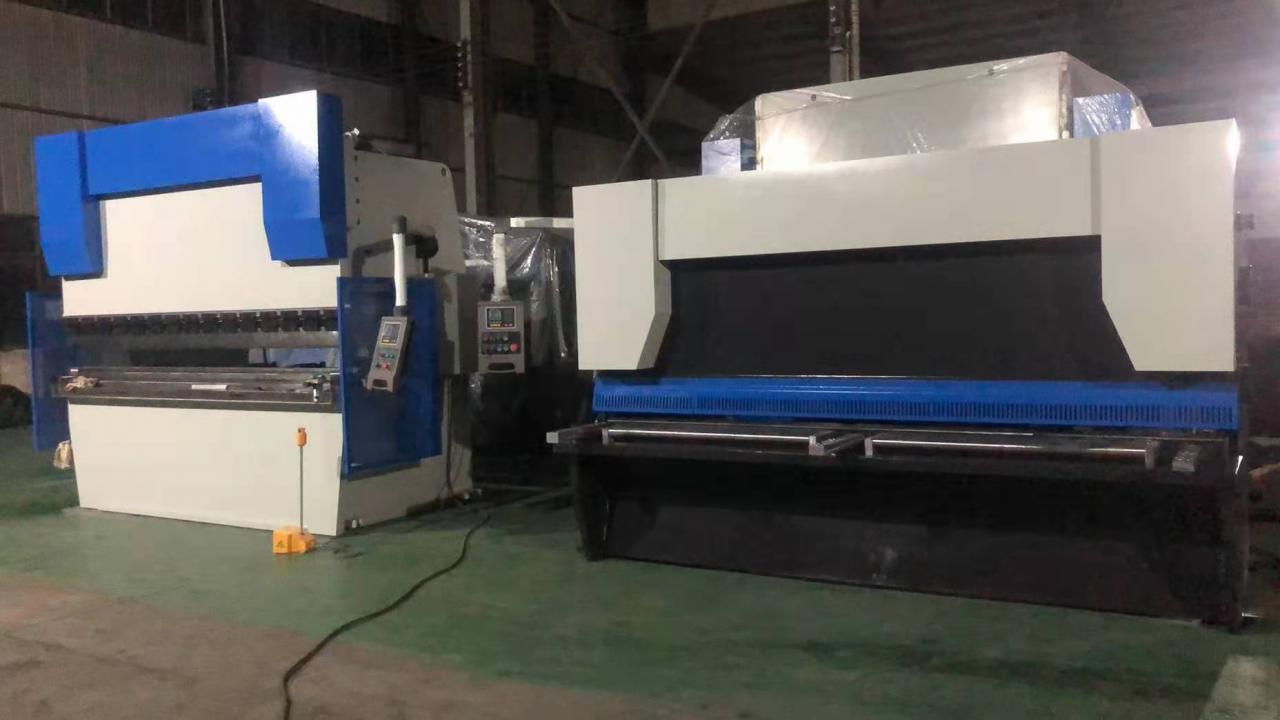 Da53t Cnc System Controller 125t4000 3+1 Axis Cnc Hydraulic Press Brake With Good Quality Da53t Cnc системен контролер 125t4000 3+1 ос Cnc хидравлична преса с добро качество
