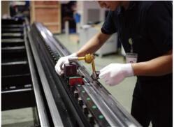 Fiber Laser Cutting Machine Masterline 8kw,4000x2000mm,With Ipg Laser Source Машина за лазерно рязане на влакна Masterline 8kw,4000x2000mm, с Ipg лазерен източник