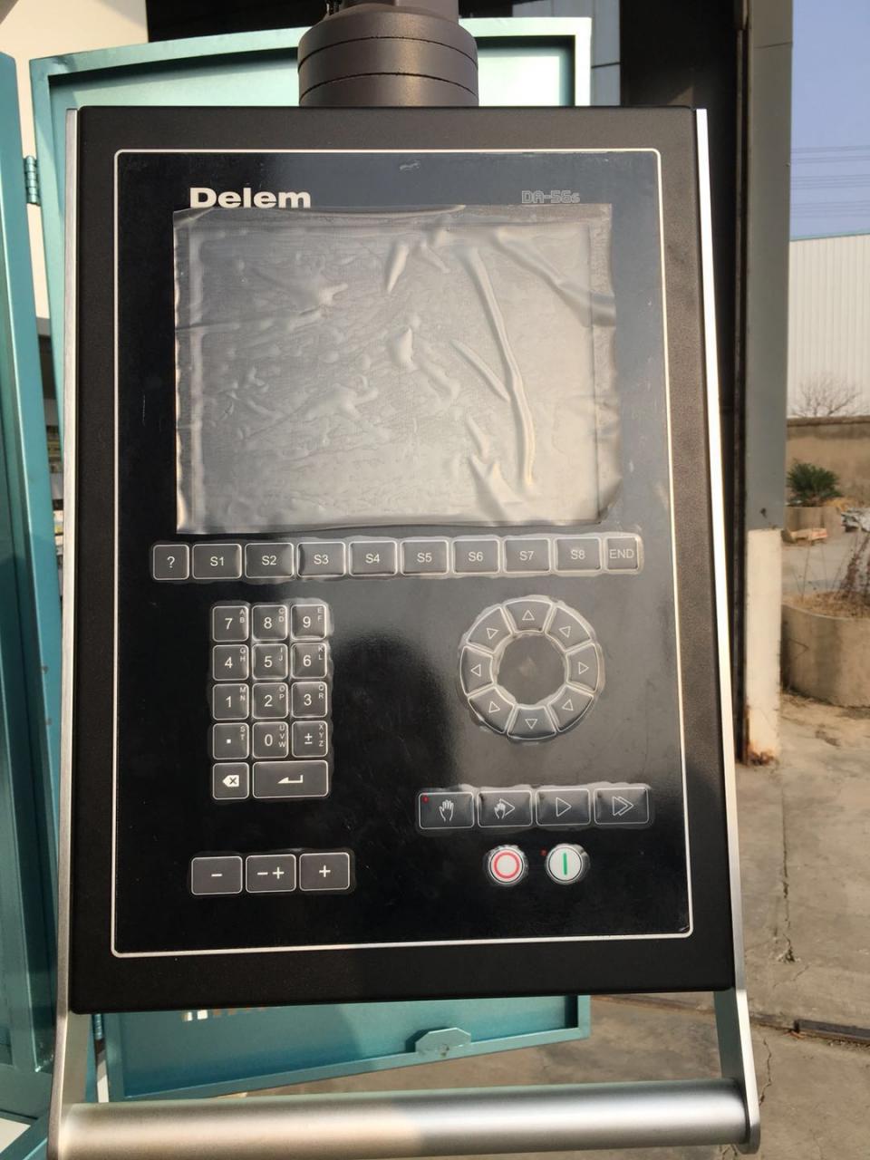 Hydraulic Stainless Steel Wc67y/k-300/6000 Mould Crowning Press Brake Хидравлична спирачка за преса от неръждаема стомана Wc67y/k-300/6000