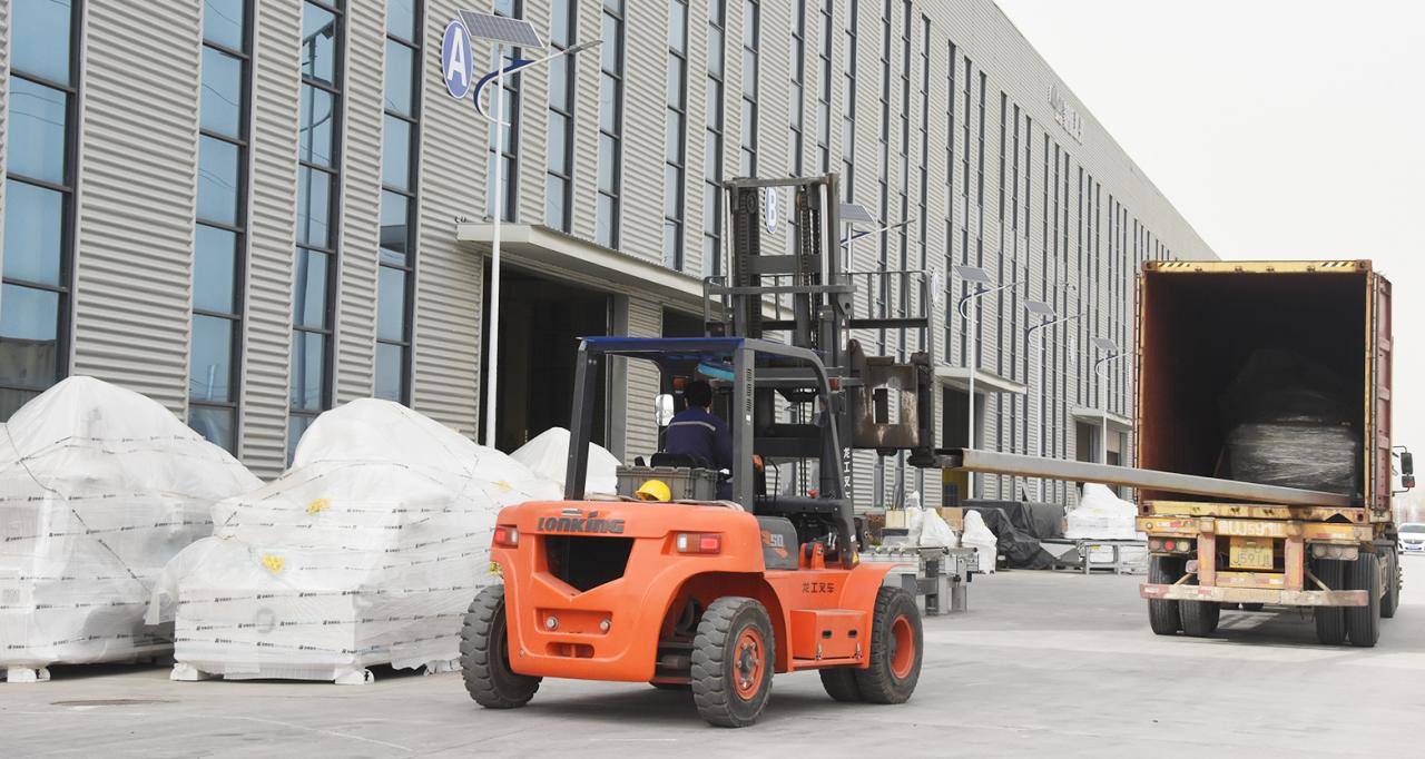 Laser Source 2000w 3000w Fiber Laser Cutting Machine Лазерен източник 2000w 3000w машина за лазерно рязане с влакна