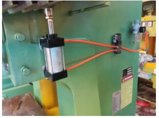 Mechanical Press Machine, 100 Ton Power Press Price Машина за механична преса, цена на пресата с мощност 100 тона