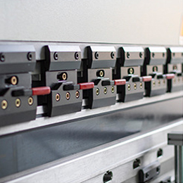 Metal Plate Press Brake Machine / CNC Hydraulic Press Brake Machine Машина за преса с метална плоча / CNC хидравлична машина за преса