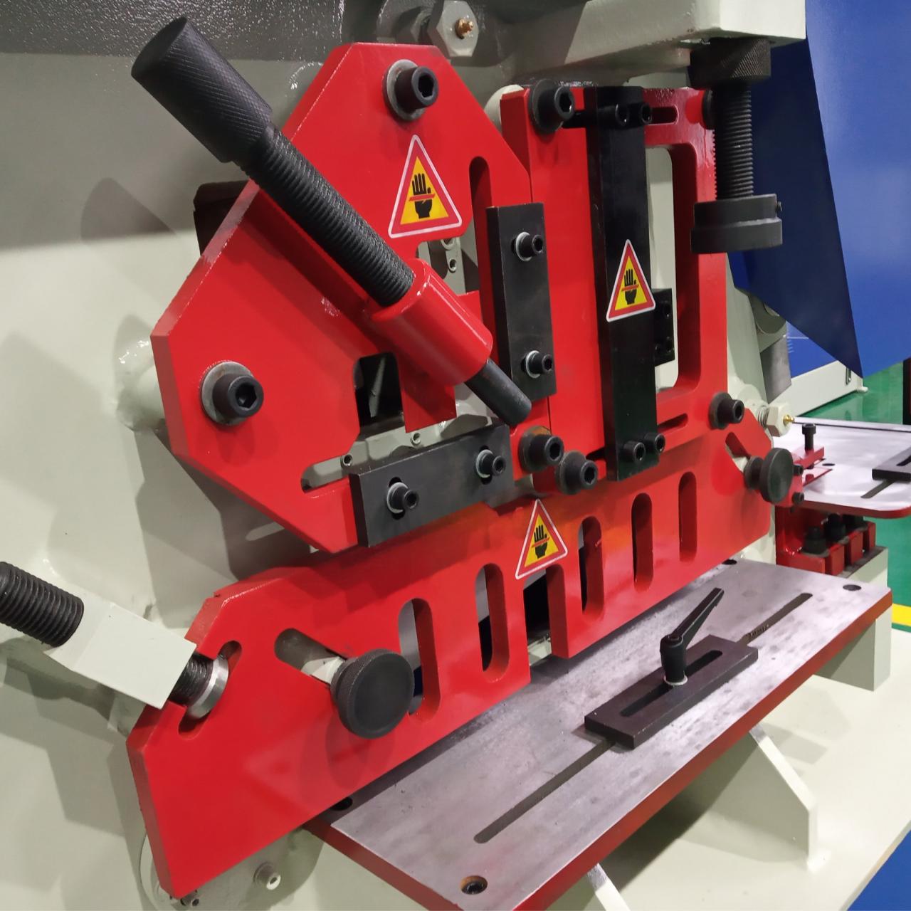 Хидравлична машина за рязане и щанцоване от серия Q35y