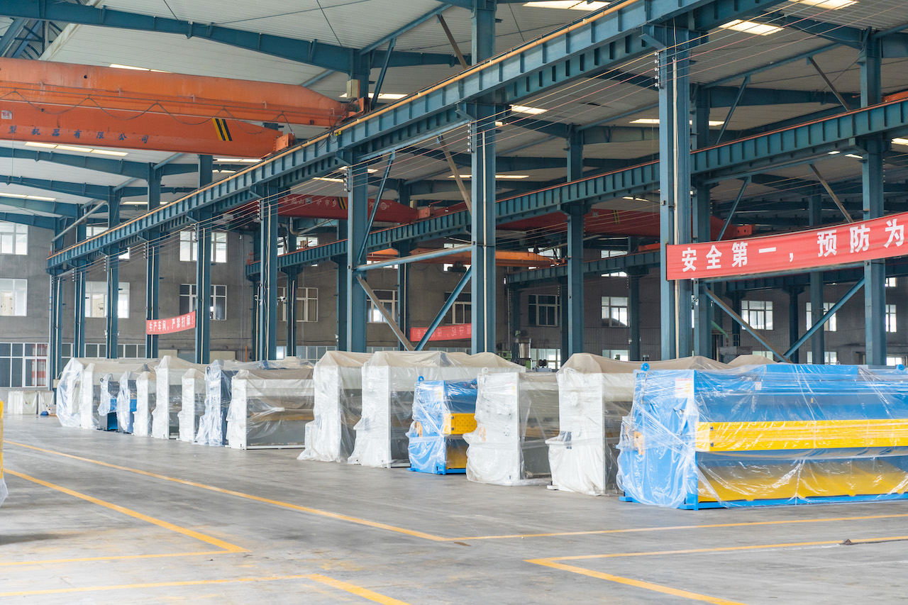 Qc11y 8x3200 Sheet Metal Shearing Machine Steel Plate Hydraulic Shearing Machine Qc11y 8x3200 Машина за рязане на ламарина Стоманена плоча Хидравлична машина за рязане