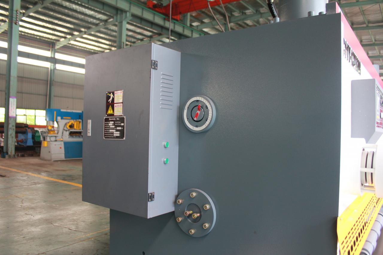 Qc11y Metal Plate Hydraulic Guillotine Shearing Machine For Sale Qc11y Хидравлична гилотинна ножица с метална плоча за продажба