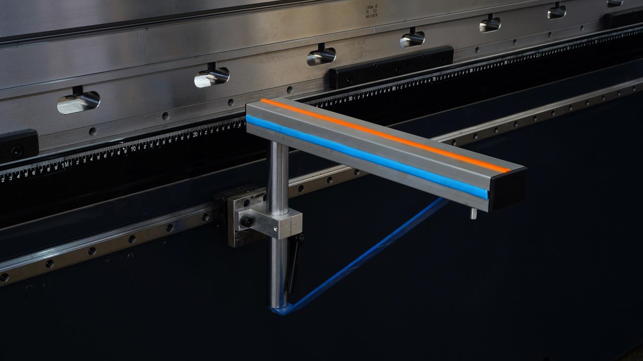 Wc67k-400T Cnc Plc Ръчна машина за огъване на листове Хидравлична Nc машина за преса