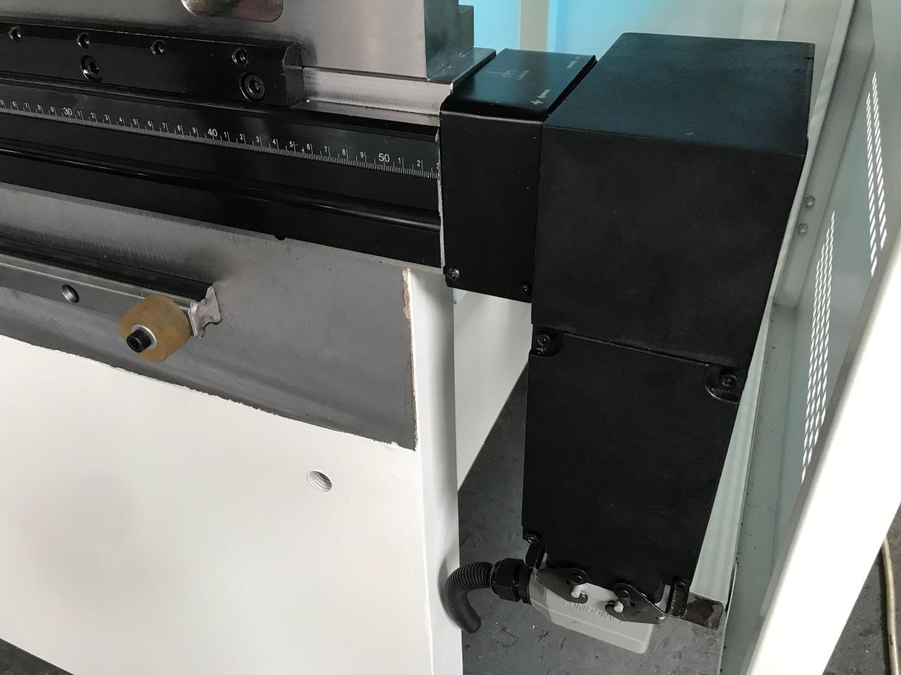 Wc67y-65/2500 Oem Hydraulic Press Brake Machine Steel Bending Machine Wc67y-65/2500 Oem хидравлична преса спирачна машина Машина за огъване на стомана